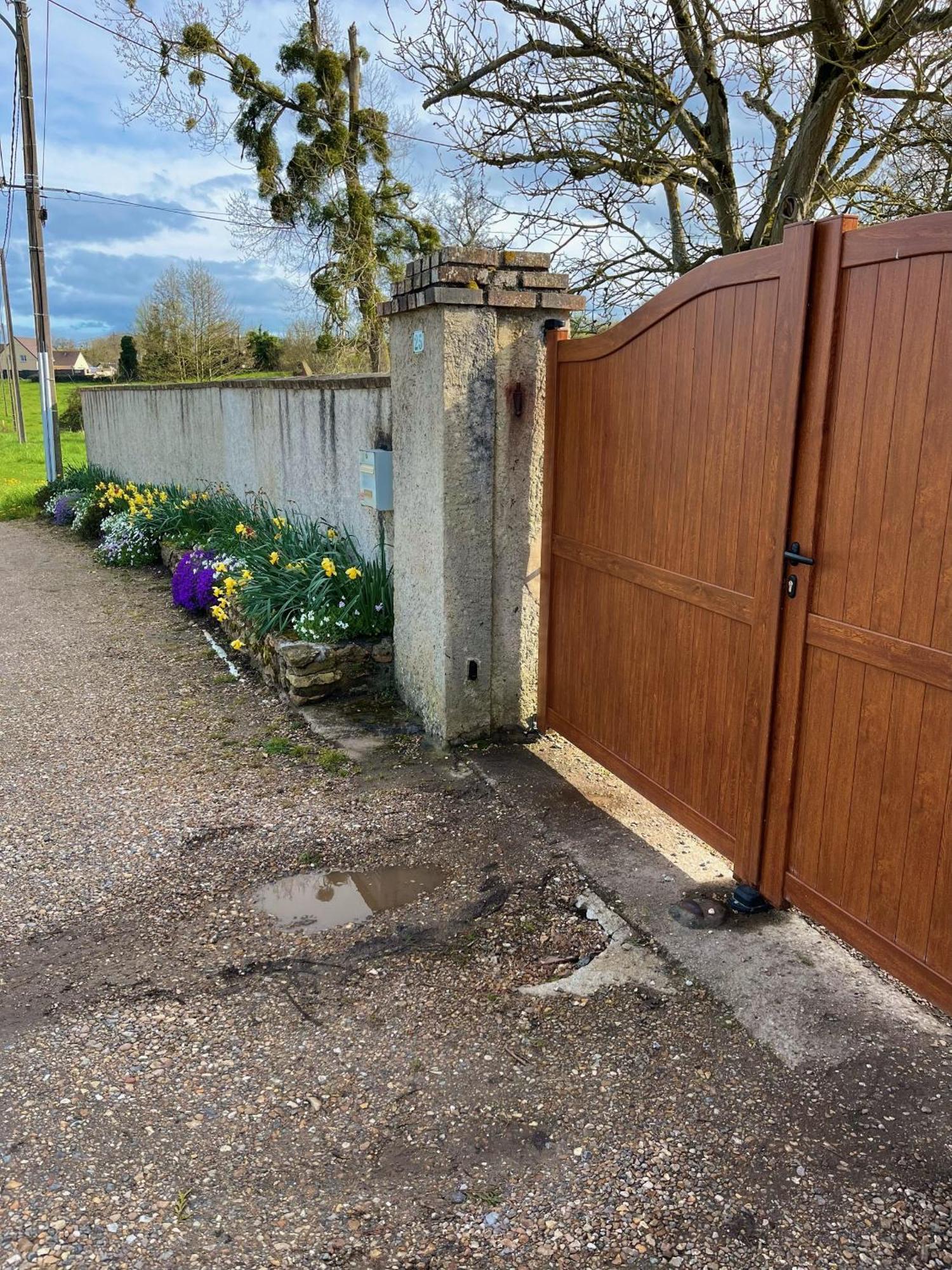 La Petite Campagne Blaru Exterior foto